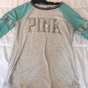 PINK Victoria’s Secret long sleeve tee